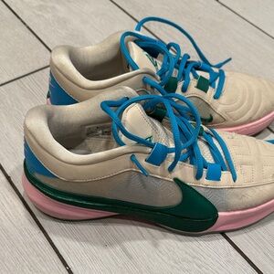 Nike zoom Freak 5 Men’s Size 8